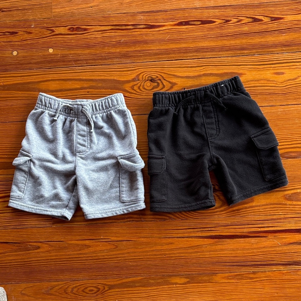 2 Boys Garanimals Cotton Knit Shorts Gray and Black Cargo Size 3T